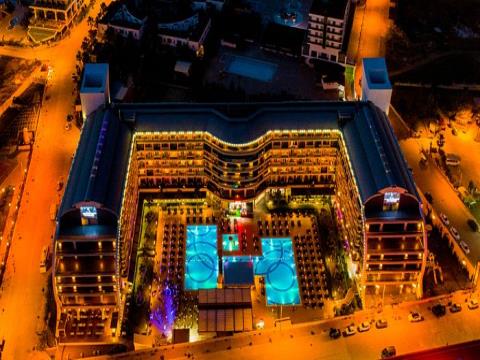SENZA The Inn Resort & Spa Hotel